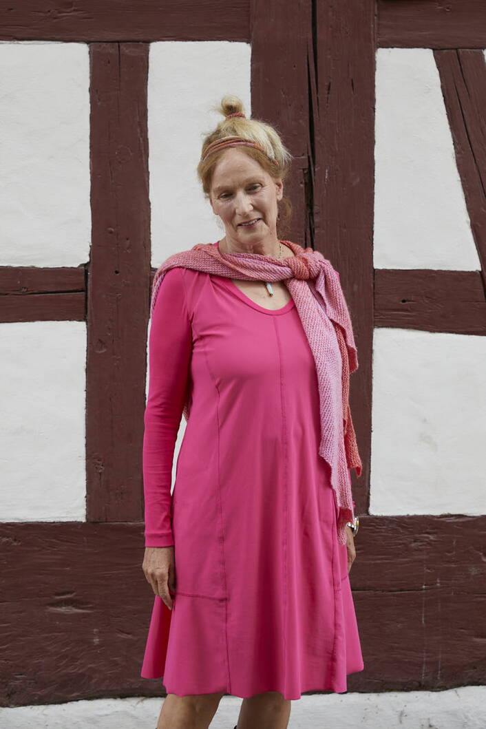 Angeli Schmitz
Heileurythmie